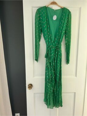 Green Long Sleeve Wrap Dress with Gold Print